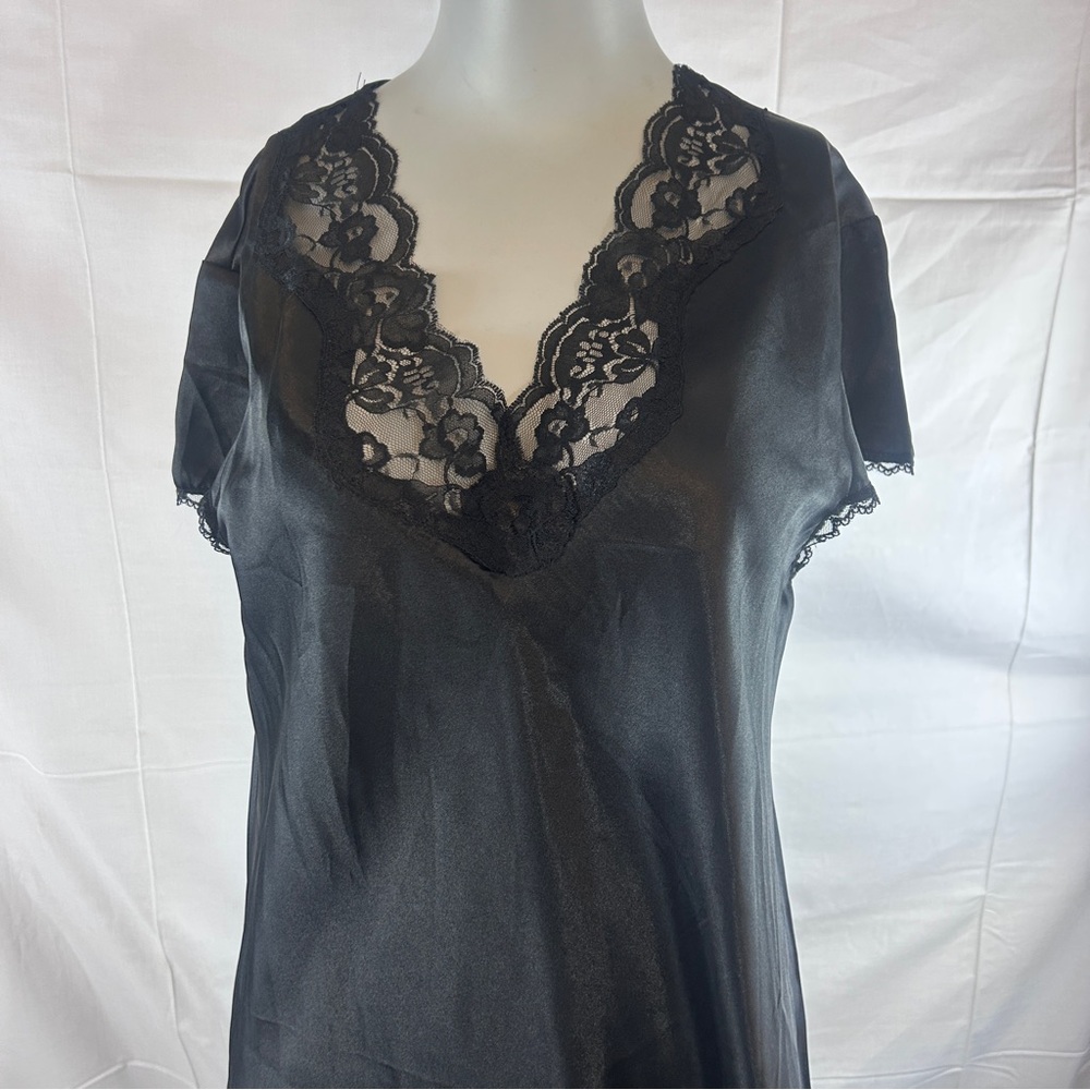 Secret Treasures Black Satin Lace Nightgown M (8/10) Sleepwear